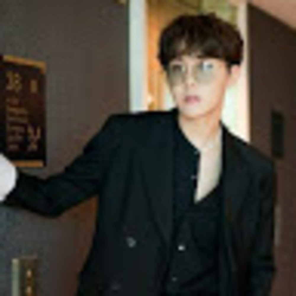 Meet your Posher, Noemi